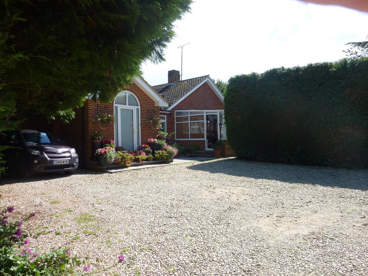 Follets B&B Pewsey 외부 사진